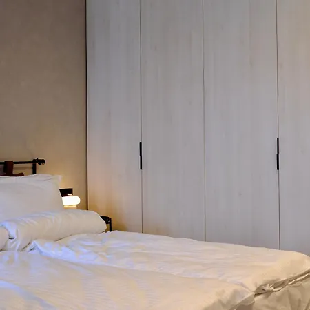 Eleve Residences - Stone Apartament